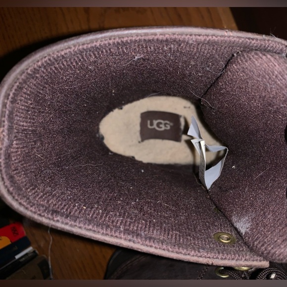 UGG duck boots - men’s 9.5, choc brown, great condition, lightly worn - Picture 2 of 9